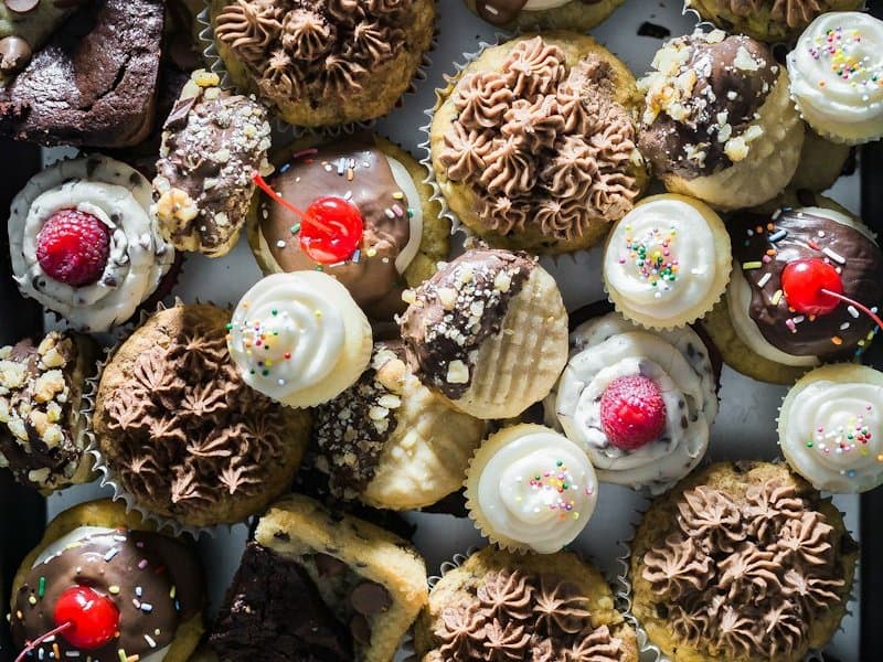 Handcrafted Gift Hampers by Neeora Bakes